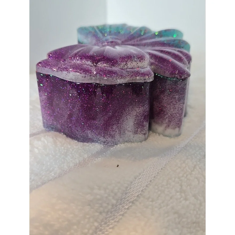 Handmade Resin Bow Shaped‎ Trinket Box With Lid Purple Green Glitter 769